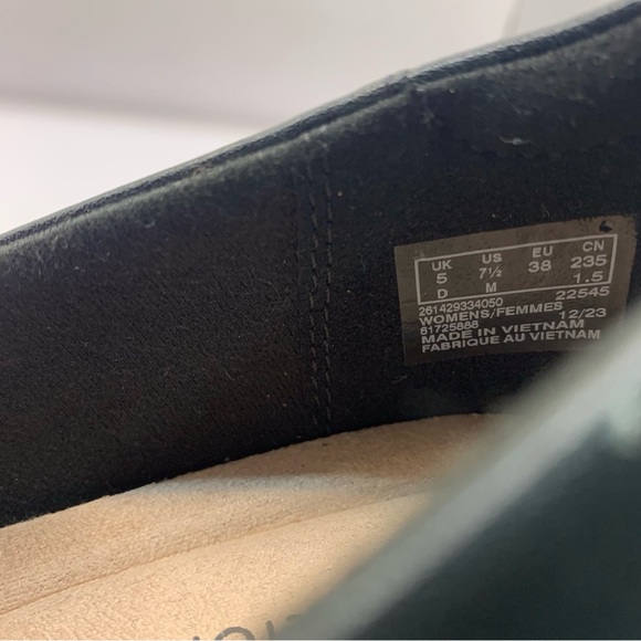 Clarks Women's Juliet Palm black soft leather loafer size 7.5M - Picture 4 of 8